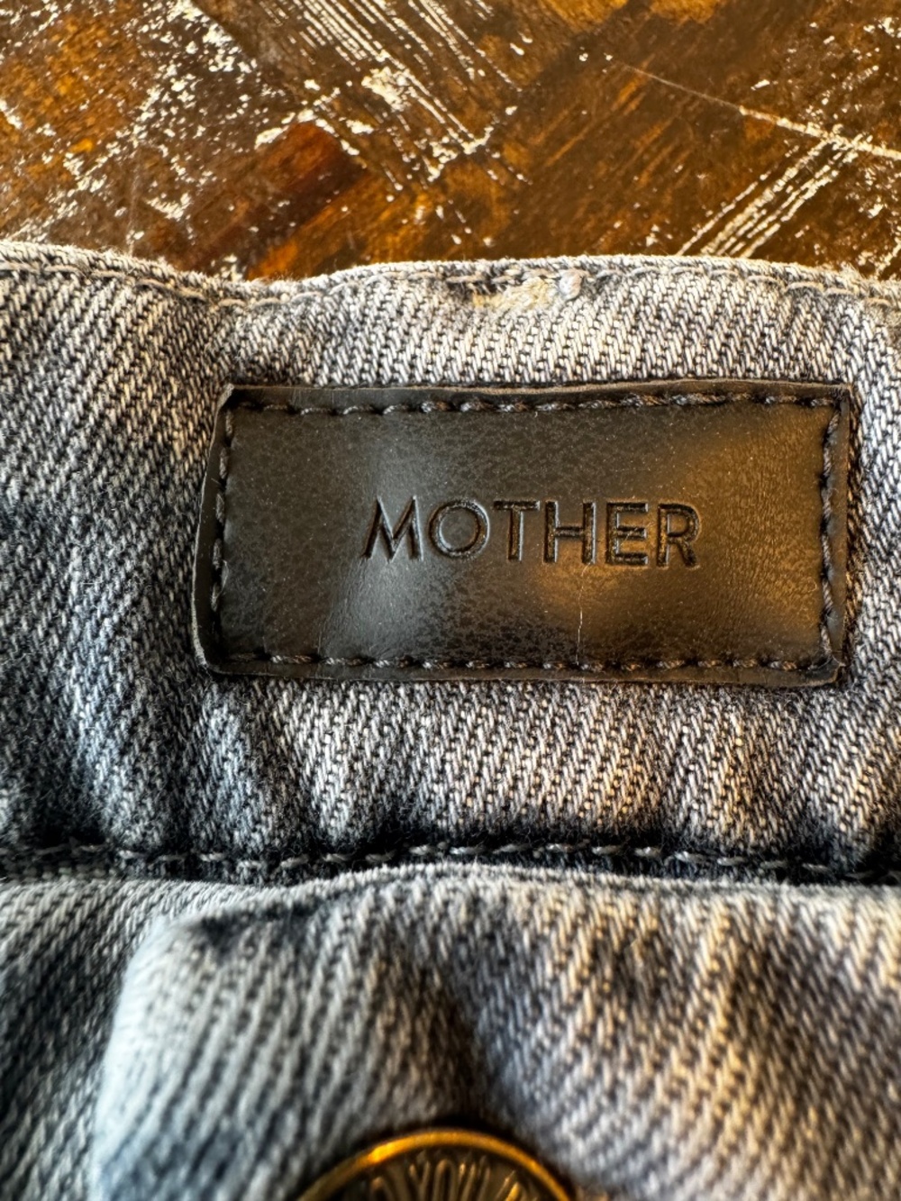 MOTHER High Waisted Looker Ankle Fray Denim Bermuda Shorts Gray Size 31 - Picture 2 of 9